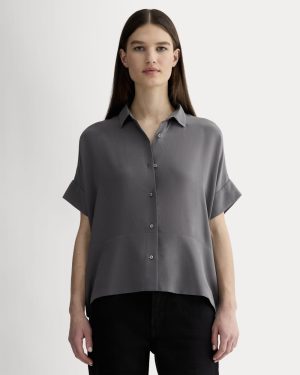 The Boxy Shirt in Washable Silk | Graphite
