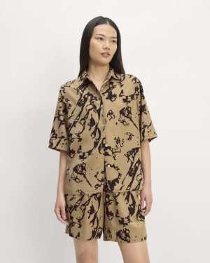 The Short-Sleeve Shirt in Butterlite | Black / Cornstalk Abstract