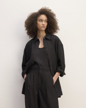 The Boyfriend Shirt in Linen | Black