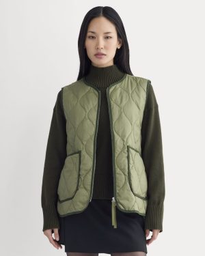 ReNew Quilted Vest | Lichen Green