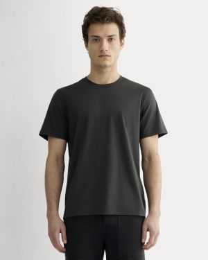 The Essential Organic Crew | Washed Black