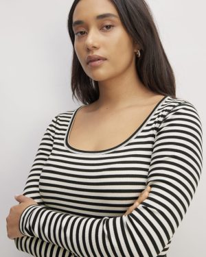 The Luxe Rib Long-Sleeve Scoop-Neck Tee | Bone / Black