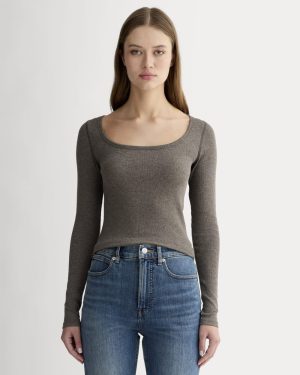 The Luxe Rib Long-Sleeve Scoop-Neck Tee | Heathered Fatigue