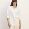 The Boyfriend Shirt in Linen | White
