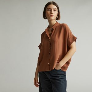 The Boxy Shirt in Washable Silk | Carob Brown