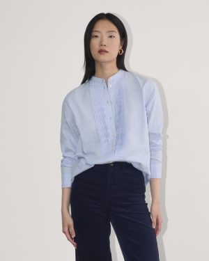 The Tuxedo Shirt in Silky Cotton | Light Blue